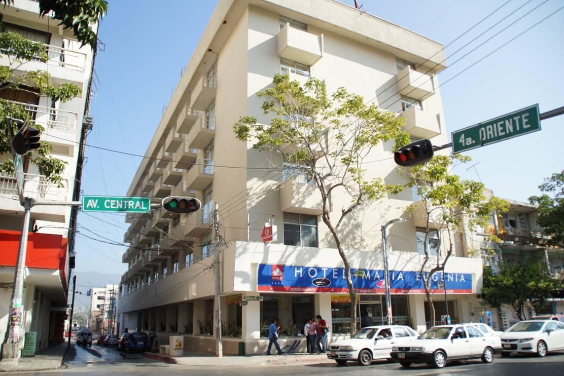 Hotel Maria Eugenia 툭스틀라 외부 사진